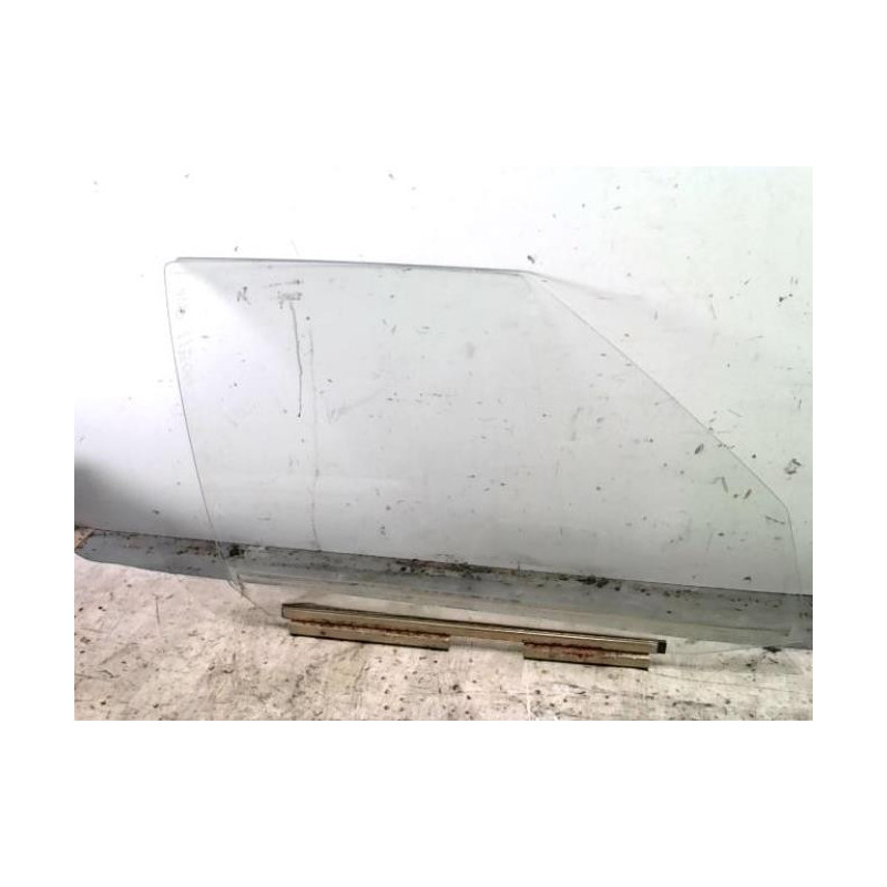 Vitre avant droit CITROEN BX BREAK d’occasion
