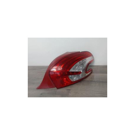 Feu arriere principal droit (feux) PEUGEOT 208 1 PHASE 1 d’occasion