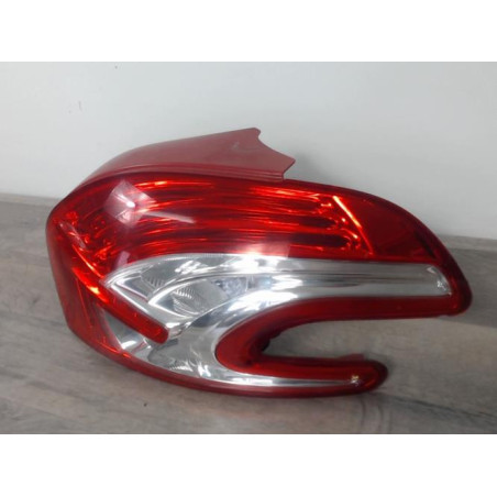 Feu arriere principal droit (feux) PEUGEOT 208 1 PHASE 1 d’occasion