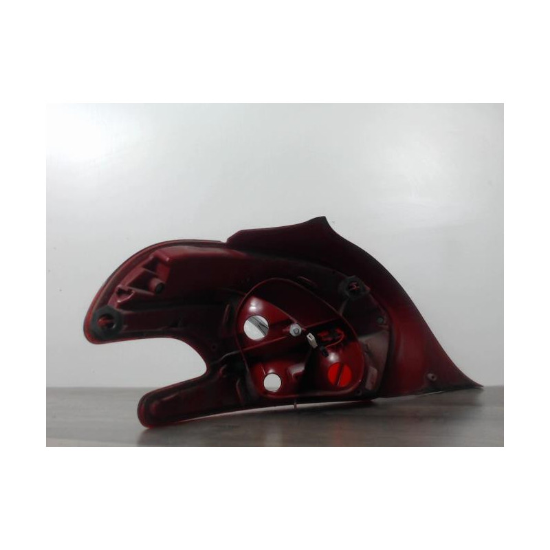 Feu arriere principal droit (feux) PEUGEOT 208 1 PHASE 1 d’occasion