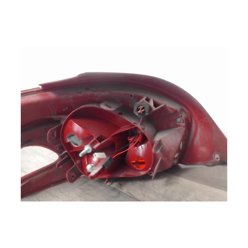 Feu arriere principal droit (feux) PEUGEOT 208 1 PHASE 1 d’occasion