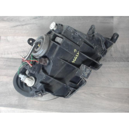 Optique avant principal gauche (feux)(phare) CITROEN SAXO PHASE 2 d’occasion