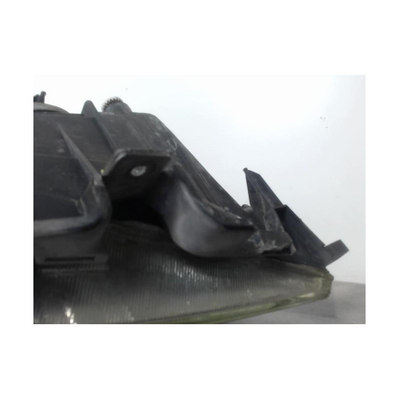 Optique avant principal gauche (feux)(phare) CITROEN SAXO PHASE 2 d’occasion