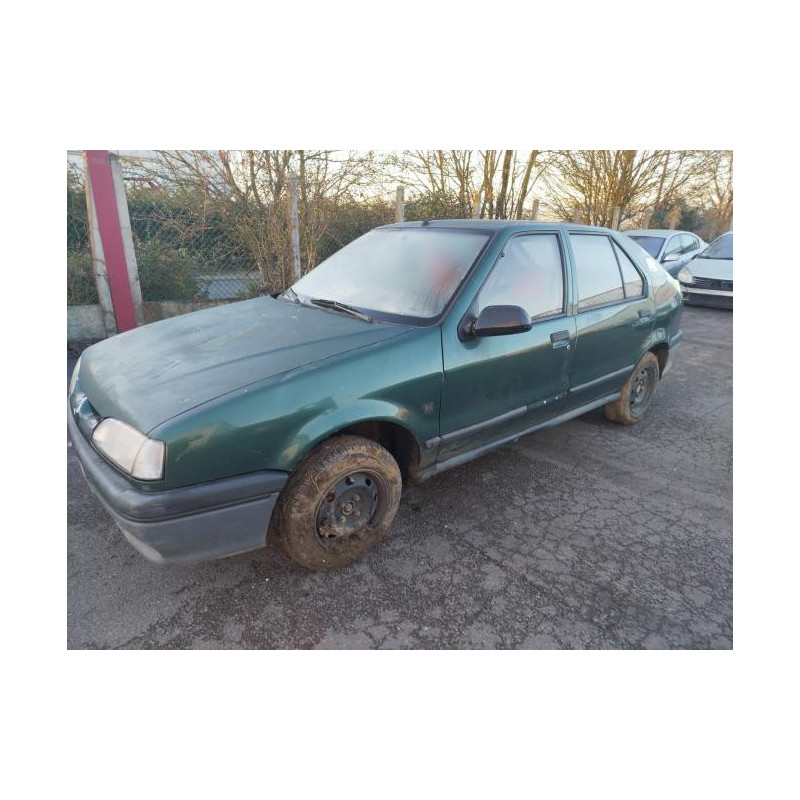 Vitre arriere droit RENAULT R19 PHASE 2 d’occasion