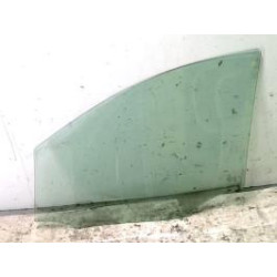 Vitre avant droit MERCEDES CLASSE B 245 PHASE 1 d’occasion