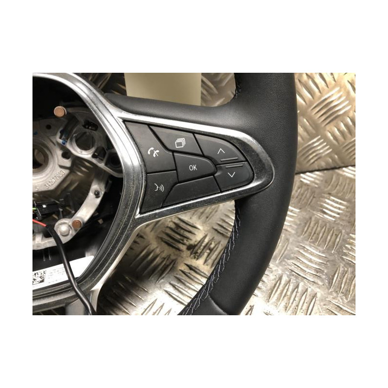 Volant RENAULT CAPTUR 2 d’occasion
