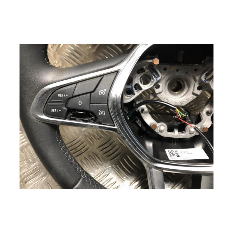 Volant RENAULT CAPTUR 2 d’occasion