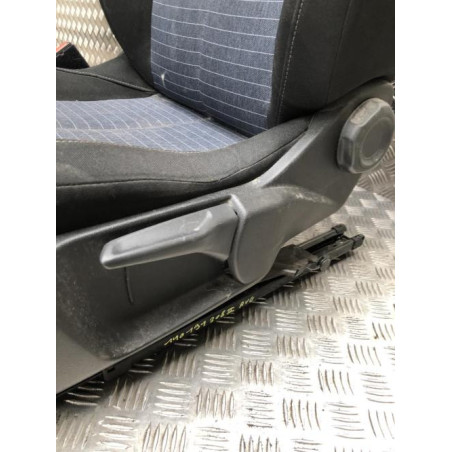 Siege avant gauche PEUGEOT 208 2 d’occasion