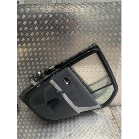 Porte arriere droit TOYOTA YARIS 2 PHASE 1 d’occasion