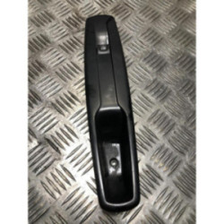 Interrupteur de leve vitre avant droit RENAULT GRAND SCENIC 3 PHASE 1 d’occasion