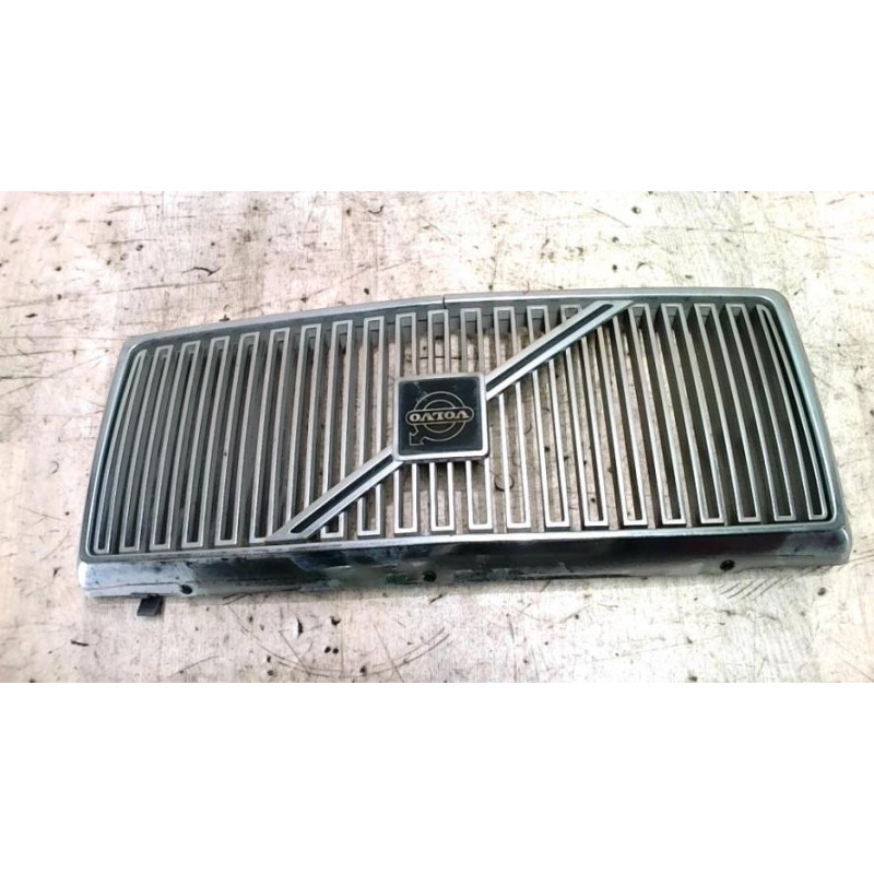 Calandre VOLVO 760 PHASE 2 d’occasion