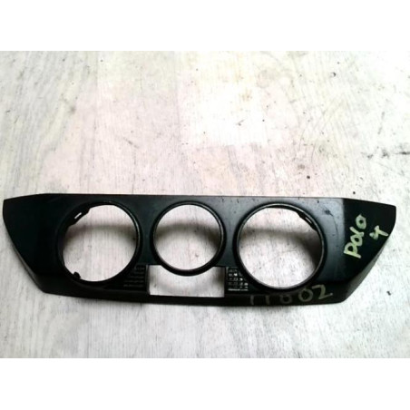 Console central (interieur plastique) VOLKSWAGEN POLO 4 PHASE 1 d’occasion