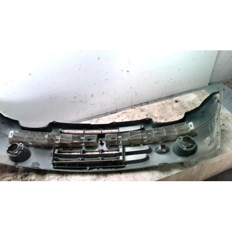 Pare choc avant RENAULT TWINGO 1 PHASE 3 d’occasion