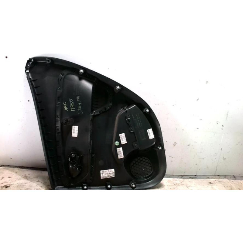 Panneau de porte arriere gauche RENAULT CLIO 4 PHASE 1 d’occasion