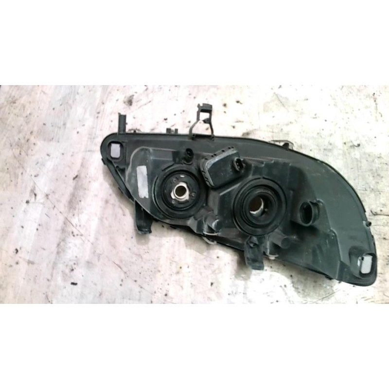Optique avant principal droit (feux)(phare) OPEL ZAFIRA A PHASE 2 d’occasion
