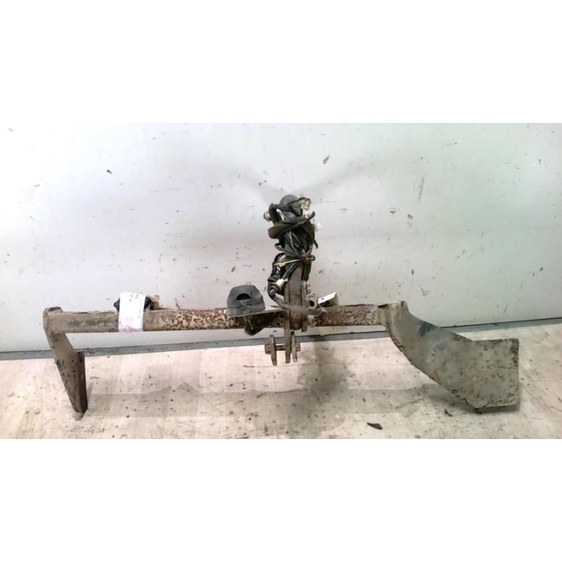 Attelage (boule de remorquage) HYUNDAI COUPE 1 d’occasion