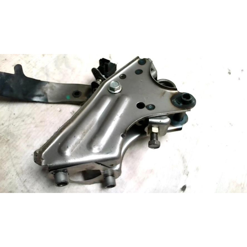 Pedale d'embrayage TOYOTA COROLLA 10 PHASE 2 d’occasion