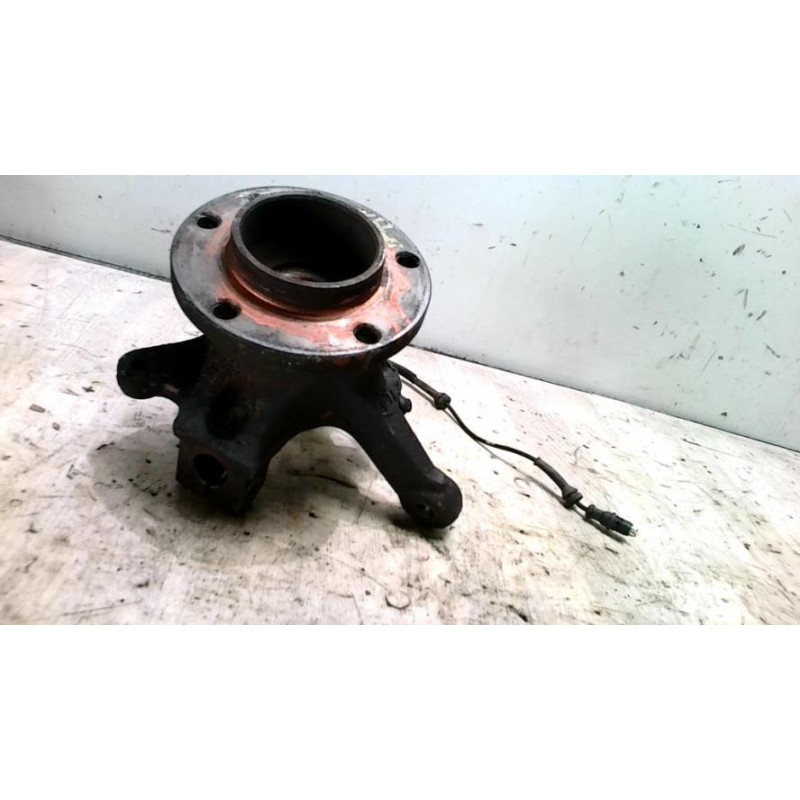 Etrier avant gauche (freinage) RENAULT  d’occasion