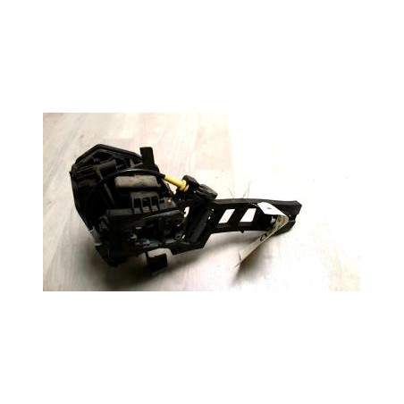 Serrure arriere droit FORD FIESTA 6 PHASE 1 d’occasion