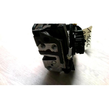 Serrure arriere droit FORD FIESTA 6 PHASE 1 d’occasion