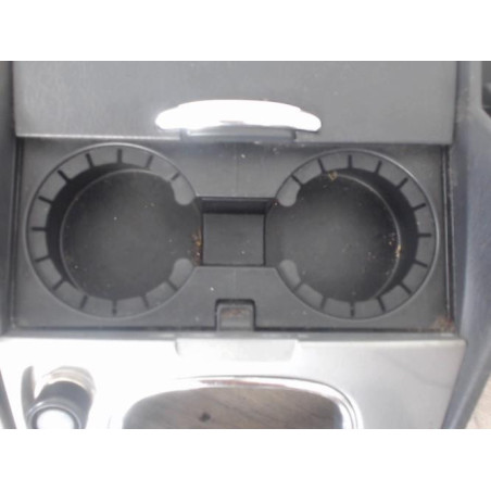 Porte gobelet SUZUKI GRAND VITARA 1 d’occasion