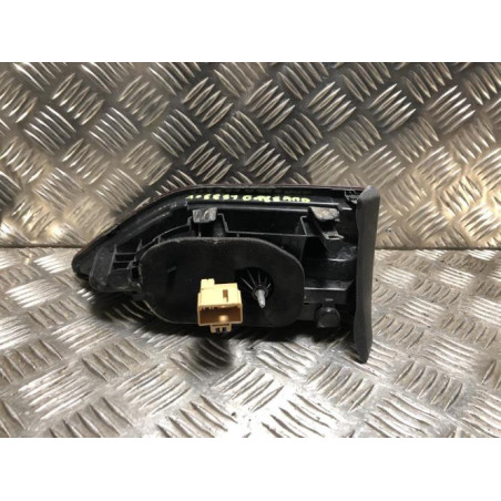 Feu arriere secondaire droit (feux) VOLKSWAGEN GOLF 8 d’occasion