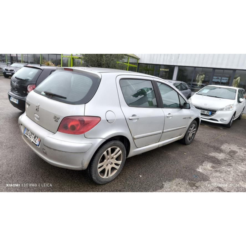 Porte avant gauche PEUGEOT 307 PHASE 1 d’occasion