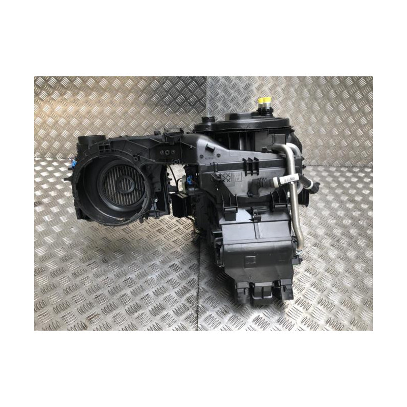 Bloc chauffage VOLKSWAGEN GOLF 8 d’occasion