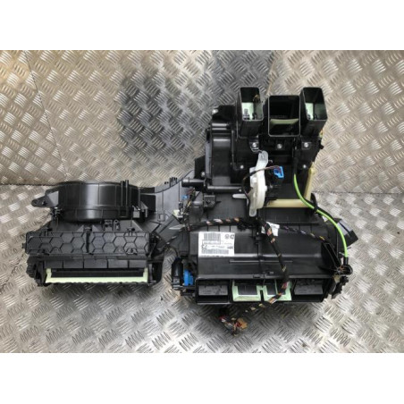 Bloc chauffage VOLKSWAGEN GOLF 8 d’occasion