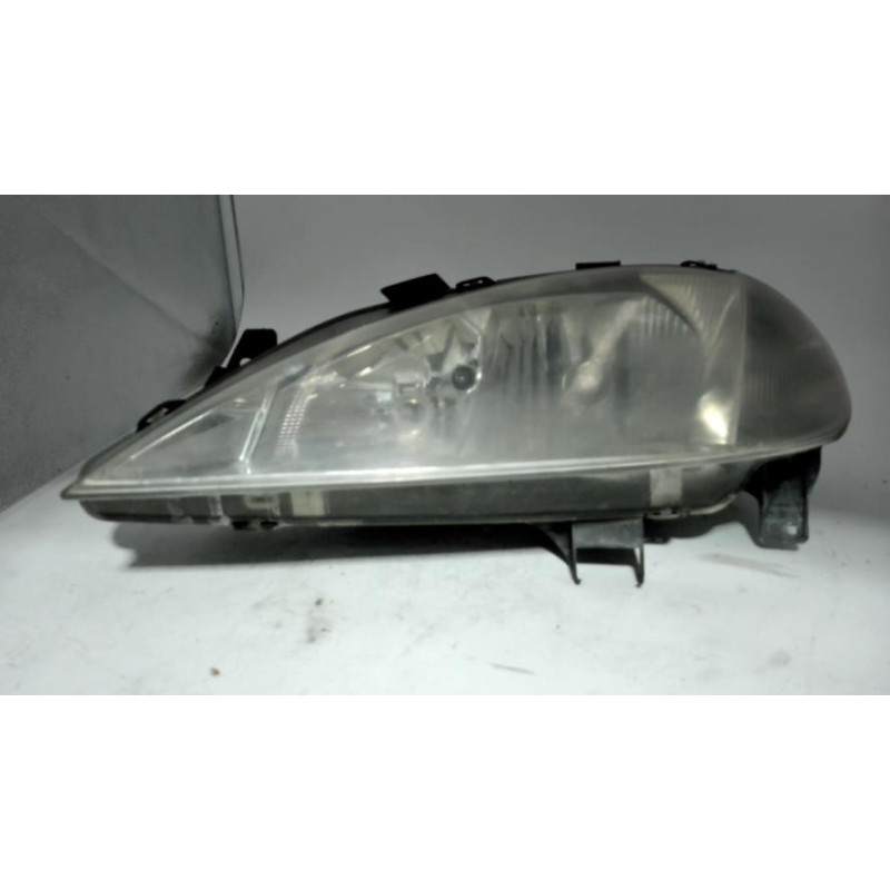Optique avant principal gauche (feux)(phare) RENAULT MEGANE 1 PHASE 2 d’occasion