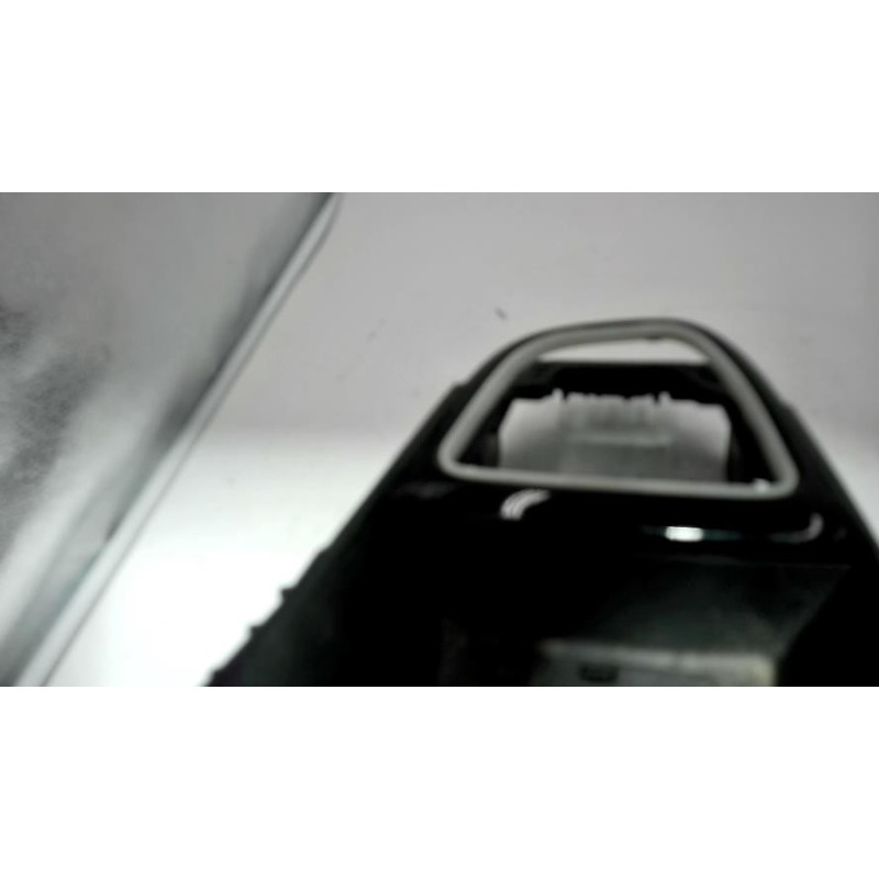Console central (interieur plastique) RENAULT CLIO 4 PHASE 1 d’occasion