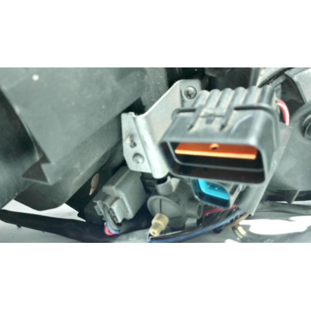 Optique avant principal gauche (feux)(phare) MITSUBISHI OUTLANDER 2 PHASE 2 d’occasion