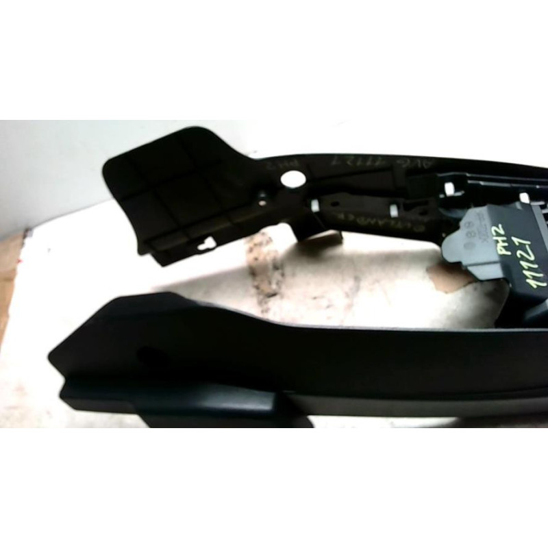 Console central (interieur plastique) MITSUBISHI OUTLANDER 2 PHASE 2 d’occasion