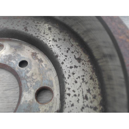 Tambour arriere droit FORD FIESTA 6 PHASE 1 d’occasion