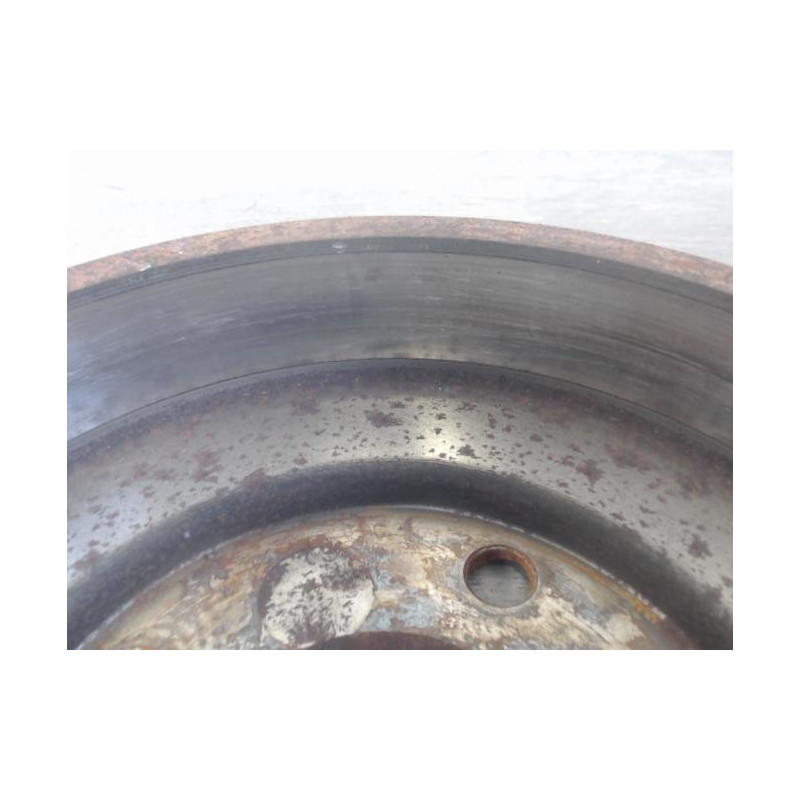 Tambour arriere gauche FORD FIESTA 6 PHASE 1 d’occasion