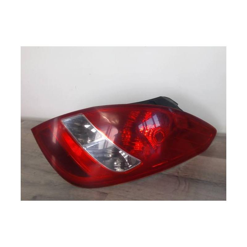 Feu arriere principal droit (feux) HYUNDAI I 20 1 PHASE 1 d’occasion