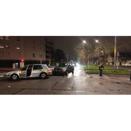 Etrier avant gauche (freinage) MERCEDES CLASSE B 245 PHASE 2 d’occasion