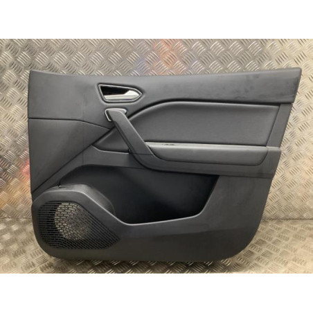Panneau de porte avant droit RENAULT CAPTUR 2 d’occasion