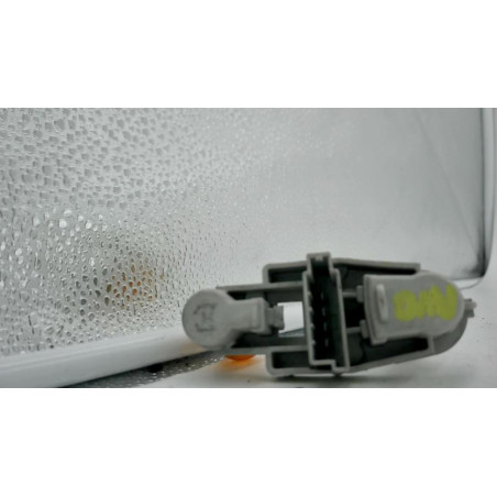 Lumiere porte avant gauche FORD MONDEO 3 PHASE 1 d’occasion