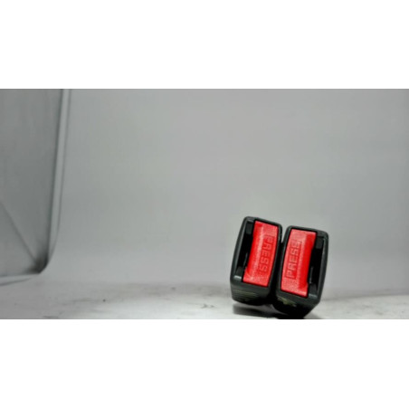 Attache ceinture arriere droit CITROEN C4 GRAND PICASSO 1 d’occasion