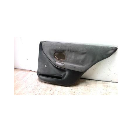 Panneau de porte arriere droit PEUGEOT 306 PHASE 2 d’occasion