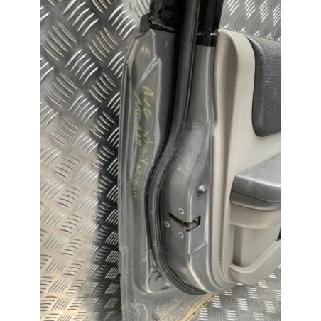 Porte avant gauche NISSAN X-TRAIL 1 PHASE 2 d’occasion