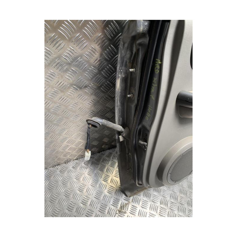 Porte arriere droit NISSAN X-TRAIL 1 PHASE 2 d’occasion