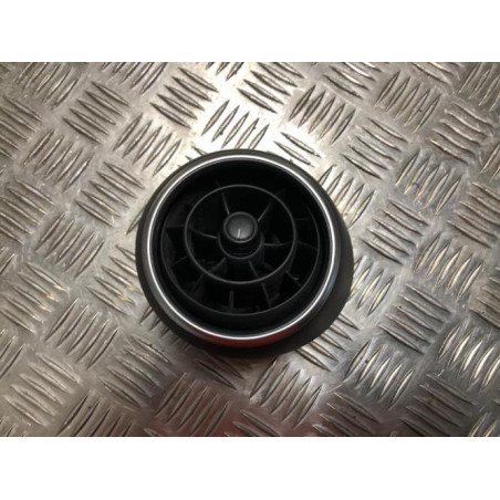 Aerateur tableau de bord avant gauche AUDI A1 1 PHASE 1 d’occasion