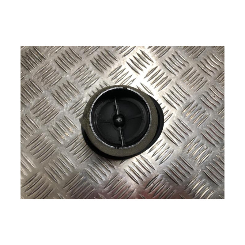 Aerateur tableau de bord AUDI A1 1 PHASE 1 d’occasion