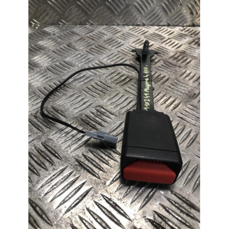 Attache ceinture avant droit RENAULT MEGANE 4 PHASE 1 d’occasion
