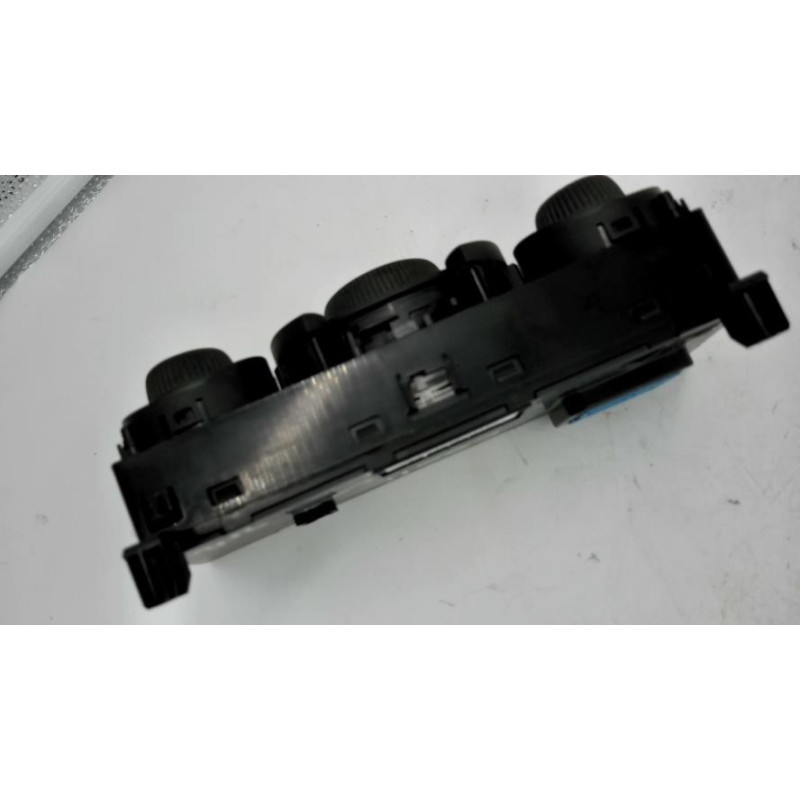 Commande chauffage PEUGEOT 308 1 PHASE 2 d’occasion