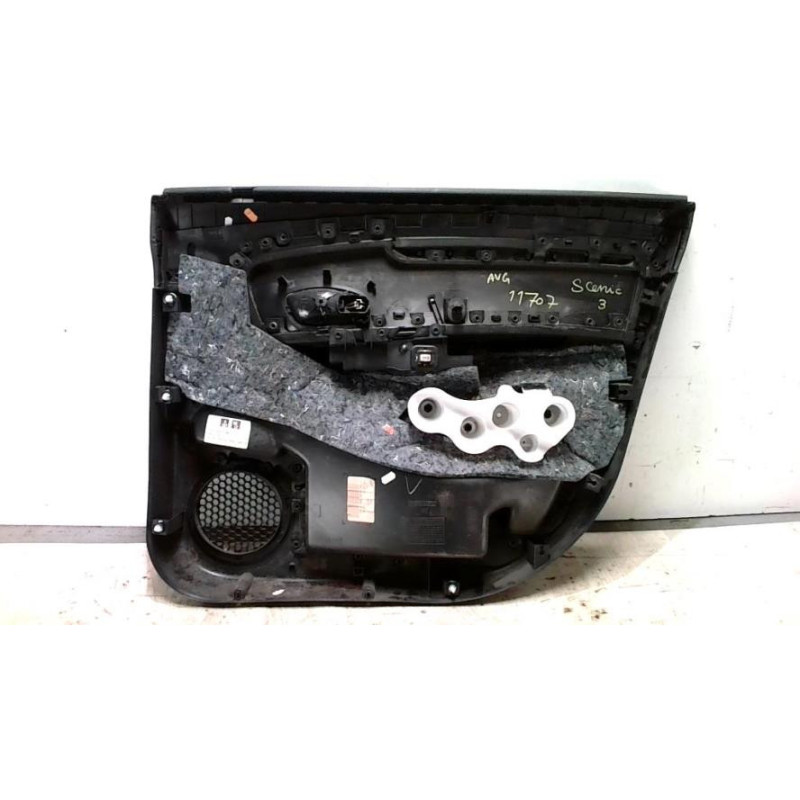 Panneau de porte avant gauche RENAULT GRAND SCENIC 3 PHASE 1 d’occasion