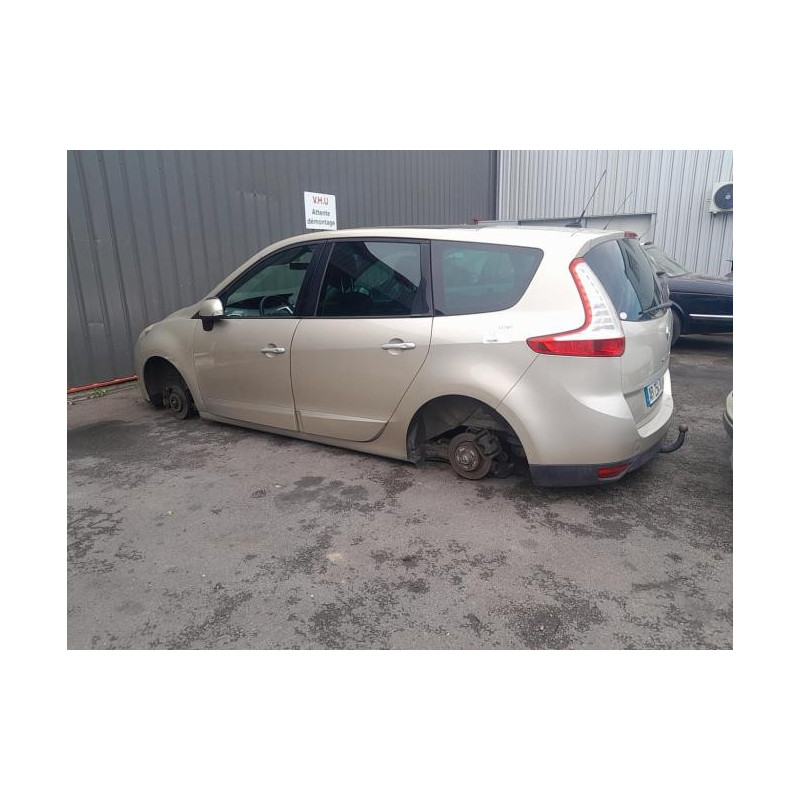 Panneau de porte avant gauche RENAULT GRAND SCENIC 3 PHASE 1 d’occasion