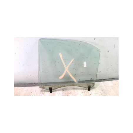 Vitre arriere gauche KIA SORENTO 1 PHASE 1 d’occasion